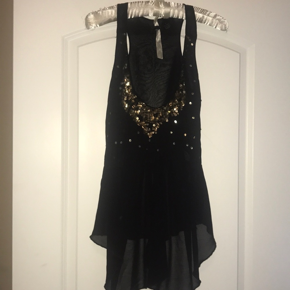 BKE Boutique Gold Sequin Tank